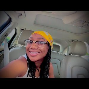 Meet your Posher, Collette